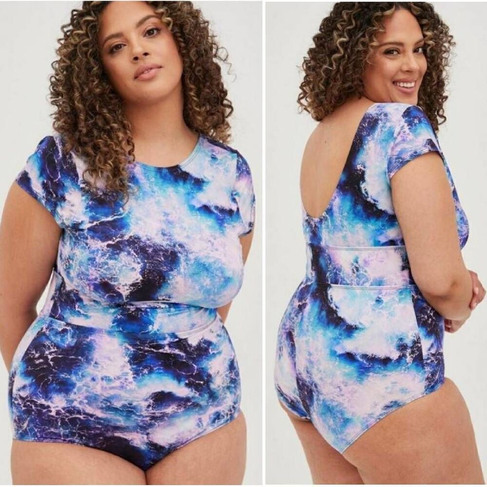 Torrid Blue Ocean Wave Wireless Scoop Back UPF One Piece Swimsuit Size 1X
